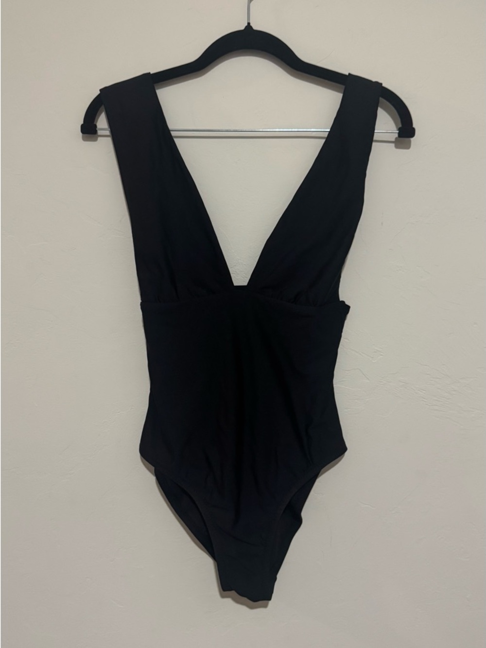 J. CREW Black One Piece Plunge V-Neck Swimsuit Solid Classic Size 4
